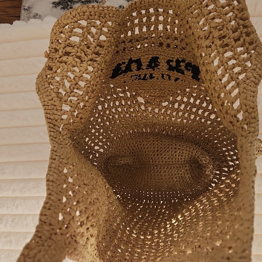 Raffia Crochet Beach Bag - Picture 3 of 4